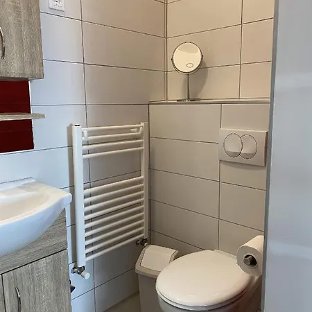 Kis Szieszta Panzio فندق مبيت وإفطار 3*