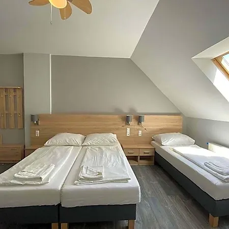 Kis Szieszta Panzio 3* Balatonboglár